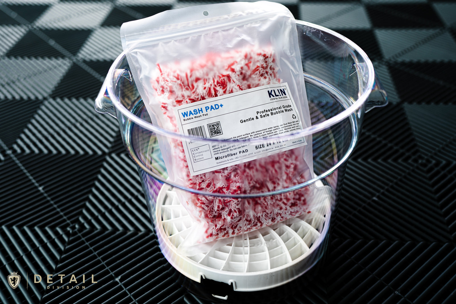 GHÕST Crystal Clear Wash Bucket