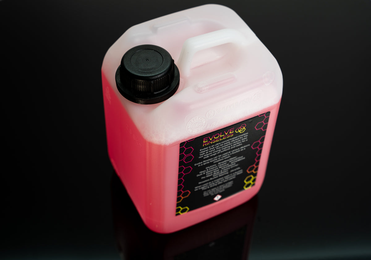 Carbon Collective EVOLVE Rinseless Cleaner