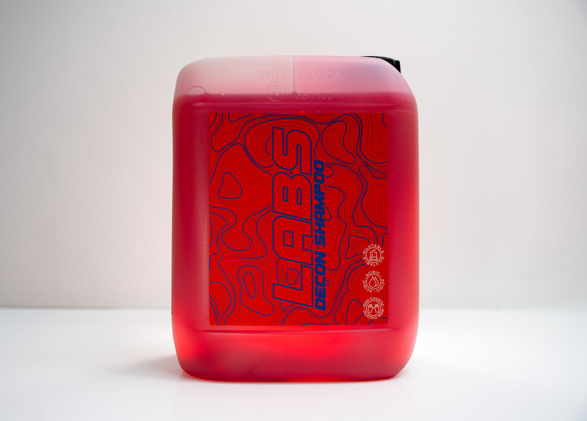 LABS Decon Shampoo Front Label 5L Jug Red Product, Red Label, Cobalt Blue Label Text 